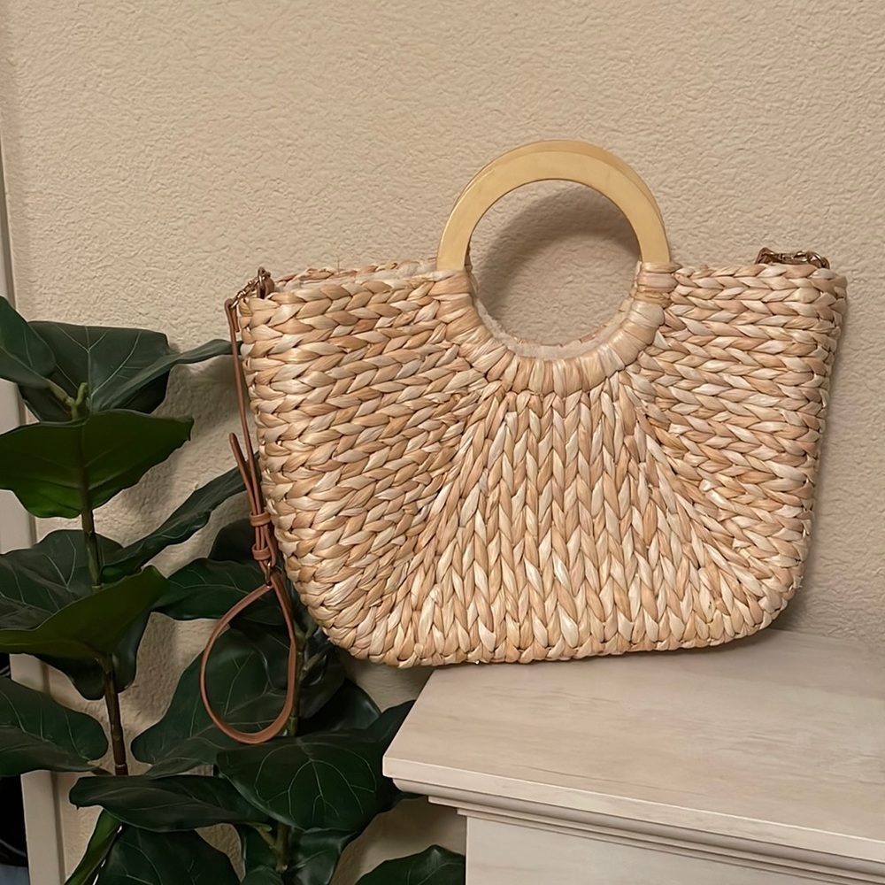 Large Sole Society Straw bag